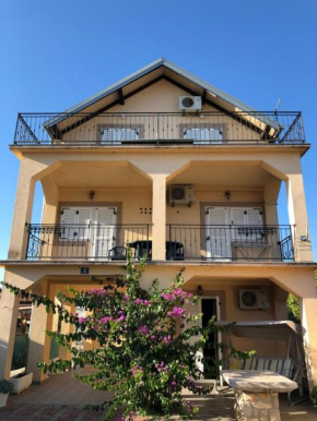 Apartmani Pirovac